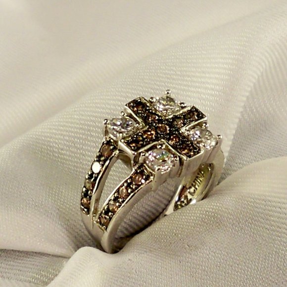 New Cross Cubic Zirconias Silver Black RP DESIGNER Ring